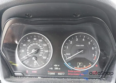 2017 BMW X1 xDrive28I z USA, uszkodzony, nr VIN WBXHT3C3XH5F74577